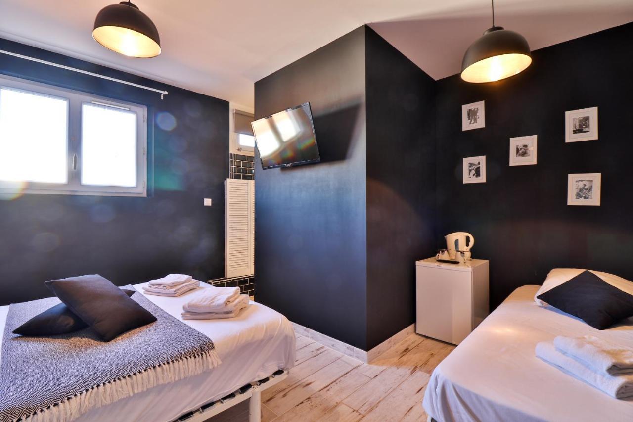 Hotel La Bastide Hyeres Exterior photo