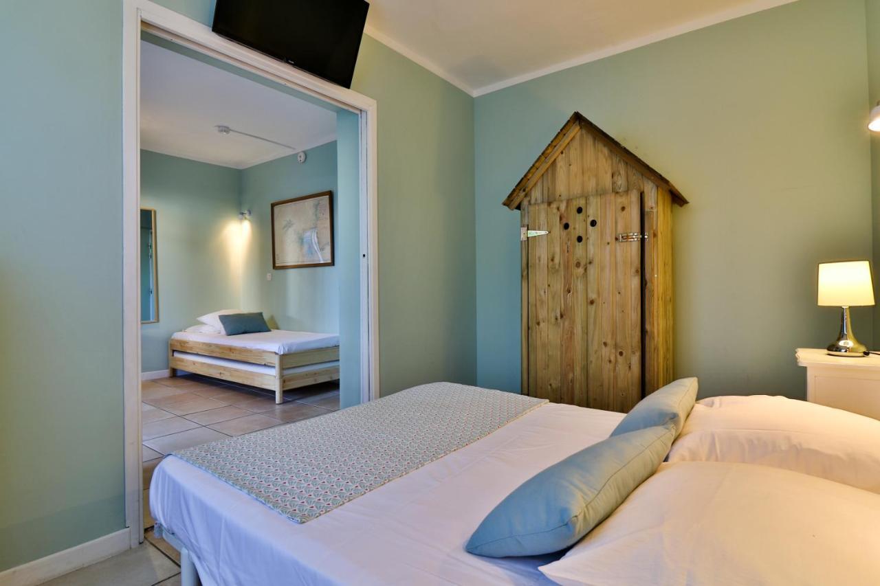 Hotel La Bastide Hyeres Exterior photo